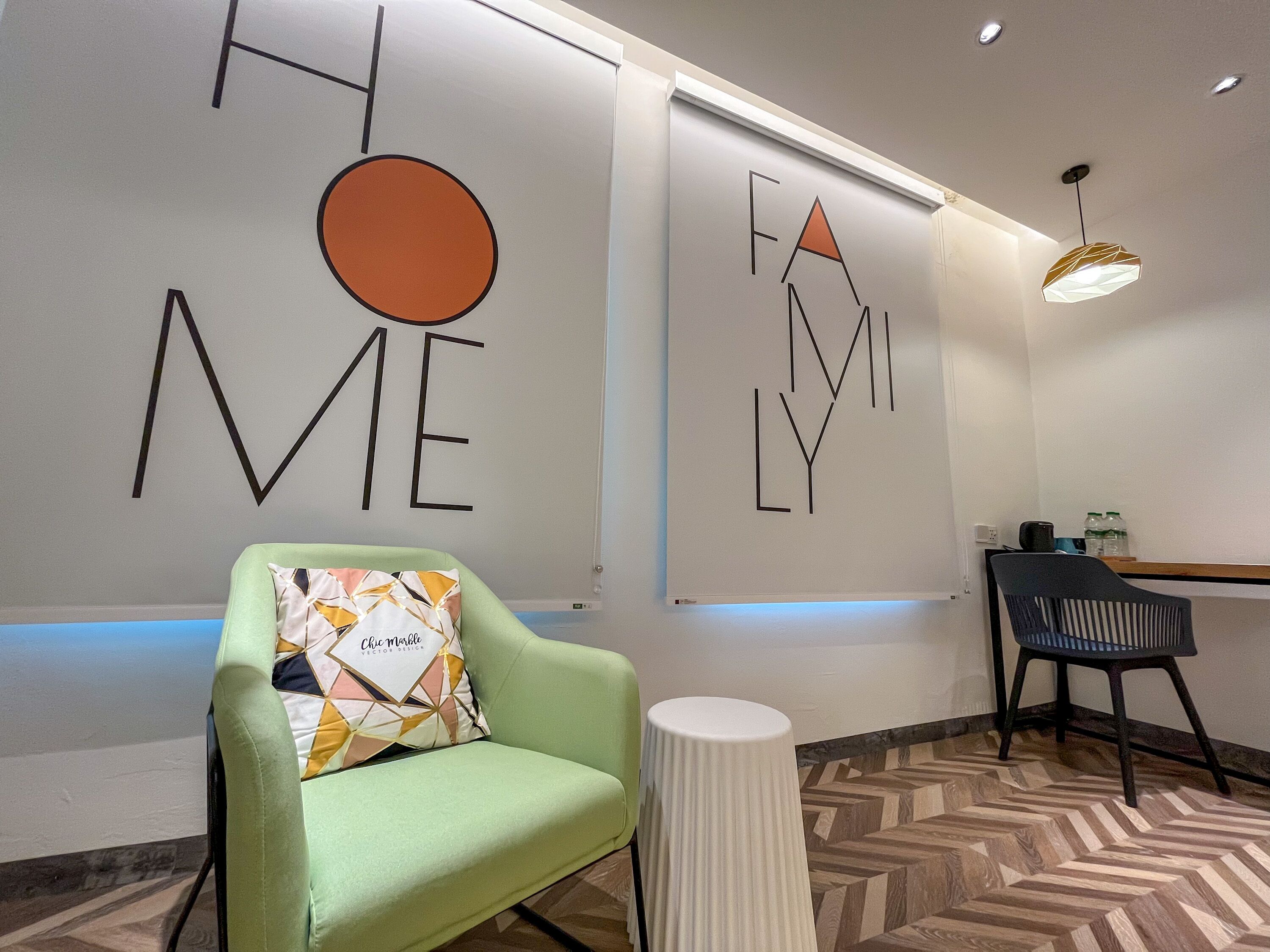 deluxe room family room 4 pax | premium bedding, free wifi, bed sheets