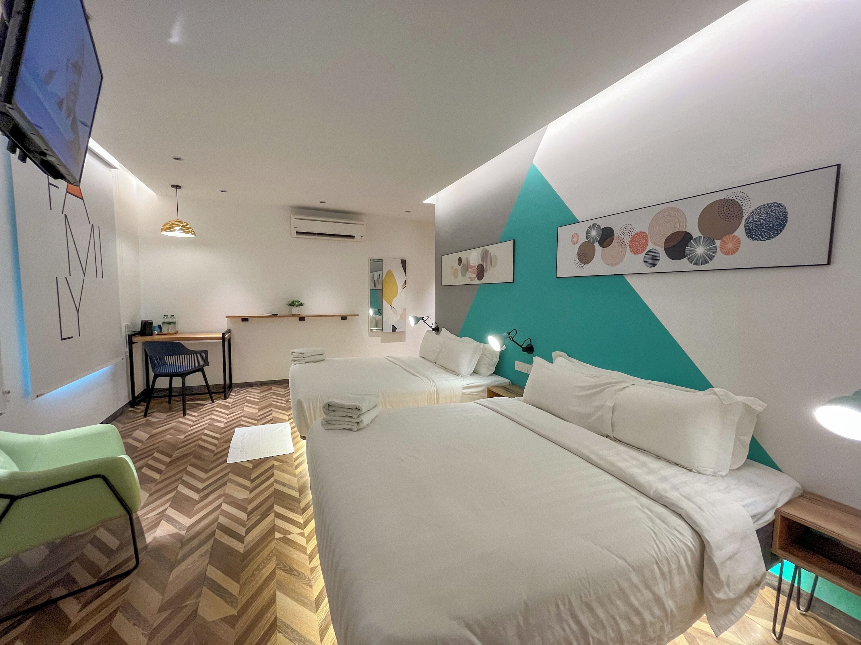Photo - Apple 1 Hotel Queensbay