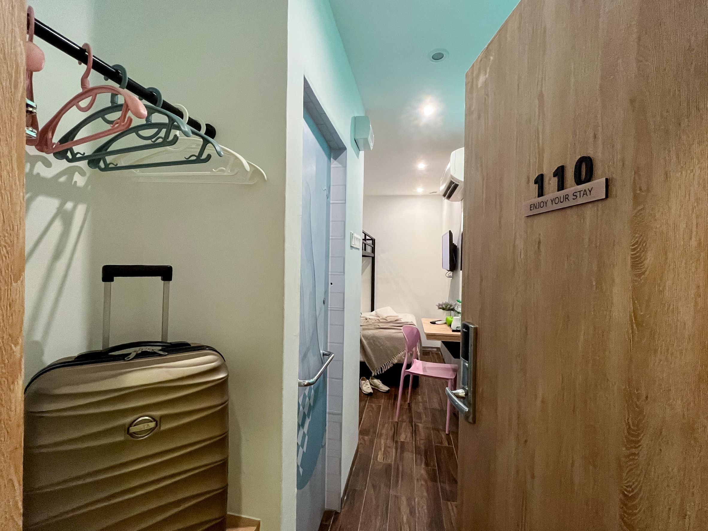 family room (3 pax) | premium bedding, free wifi, bed sheets