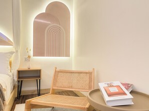 Romantic Themed Room - Apple 1 Hotel Queensbay (George Town)