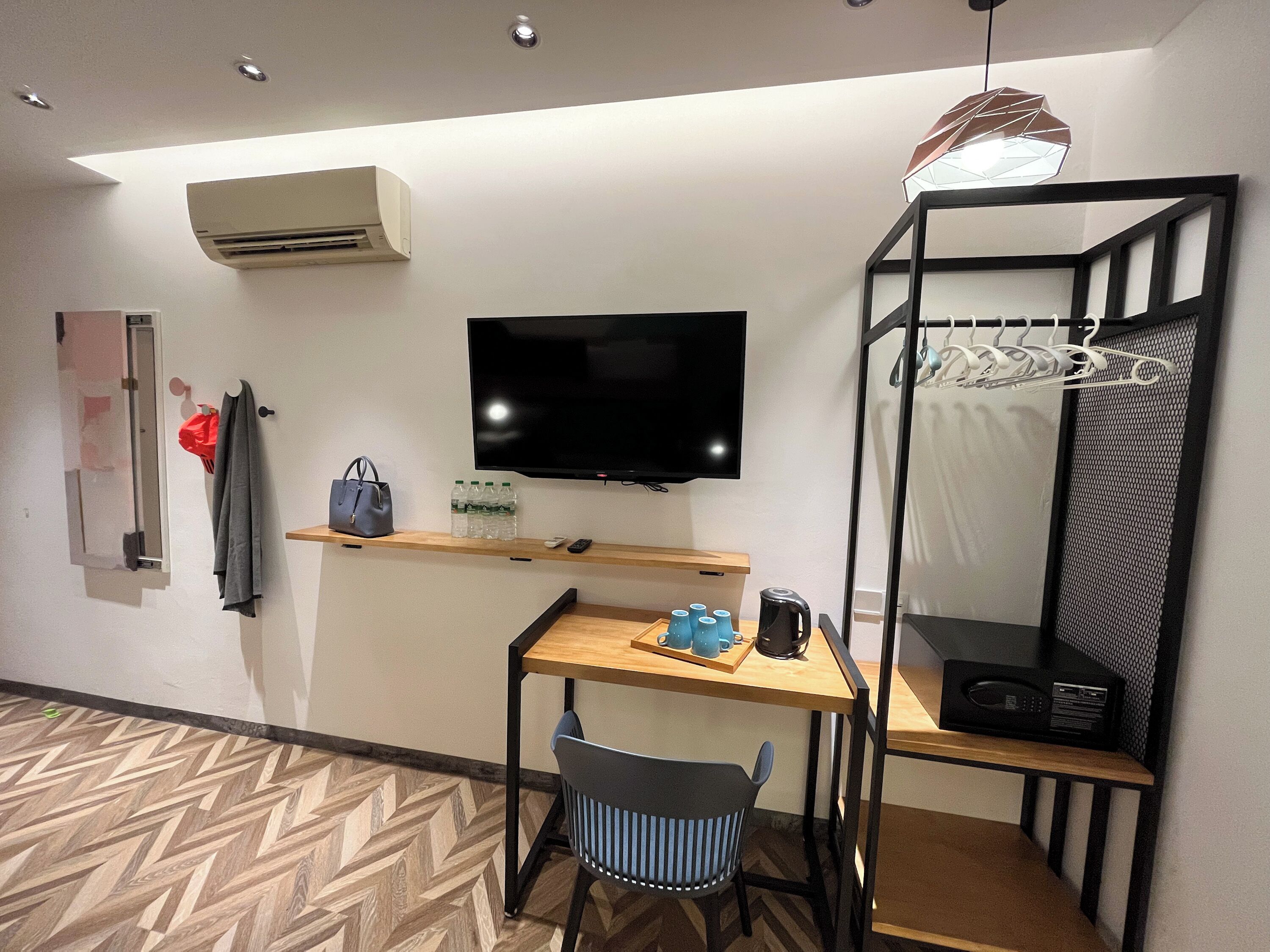 Photo - Apple 1 Hotel Queensbay