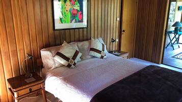 Design Chalet, 2 Bedrooms, Park View