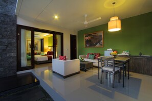 تلفزيون إل إي دي بحجم 36-بوصة يعرض قنوات تلفزيونية باشتراك مدفوع