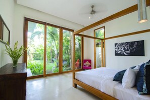 Family Villa, 5 Bedrooms, Private Pool | In-room safe, desk, soundproofing, iron/ironing board