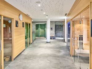 Sauna, body treatments, body scrubs, facials, massage/treatment rooms