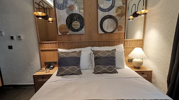 1 Schlafzimmer, Minibar, Zimmersafe, individuell dekoriert