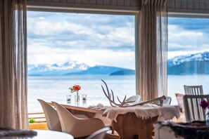Breakfast, lunch, dinner served; local cuisine  - Yggdrasil Farmhotel Retreat, Spa & Yoga (Tromsø)