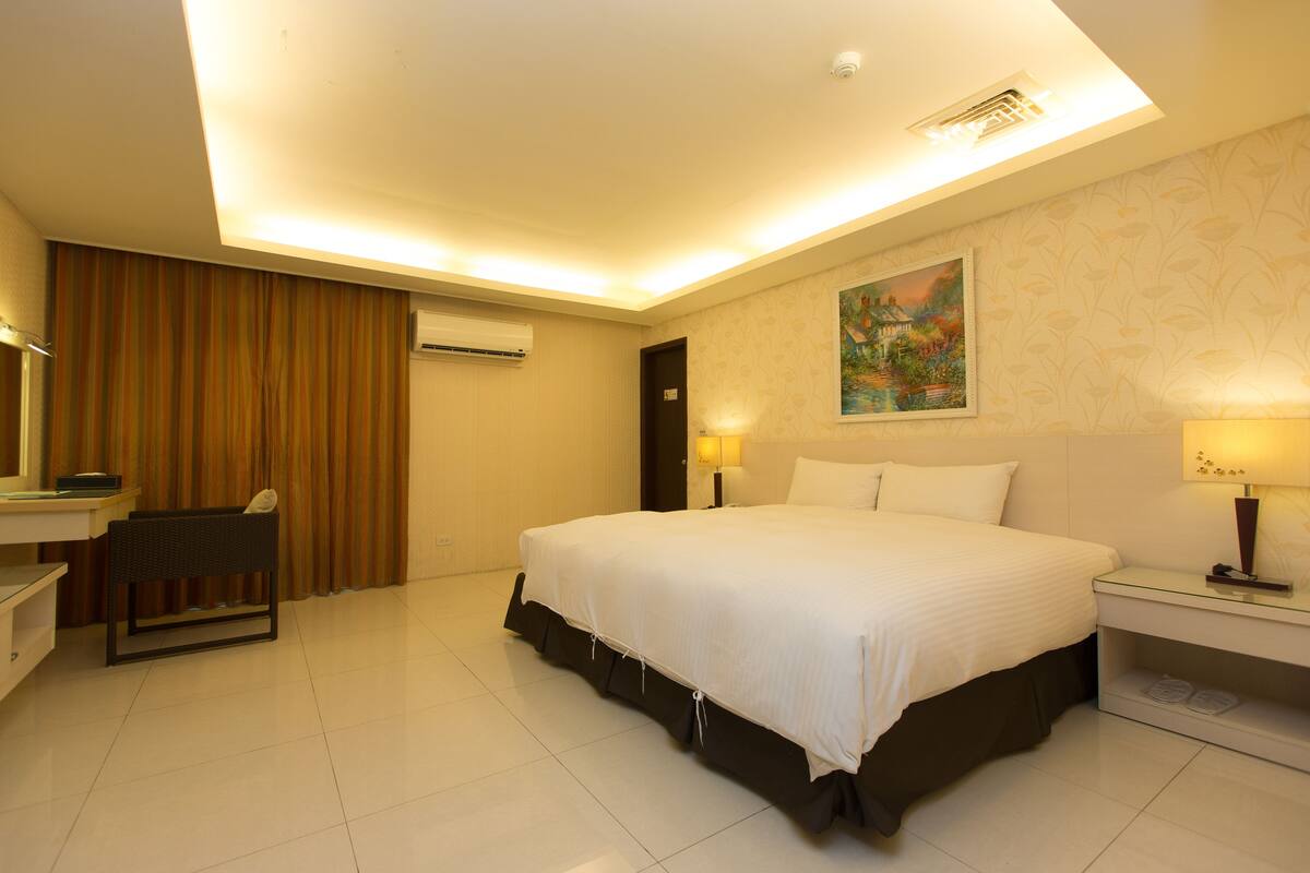 Chambre Double, 1 lit double | Wi-Fi gratuit, draps fournis