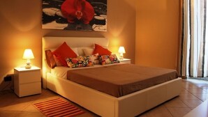 Comfort Apartment, City View (Cancun) | Premium bedding, desk, soundproofing, iron/ironing board (on request) - Tortugas B&B (Giarre)