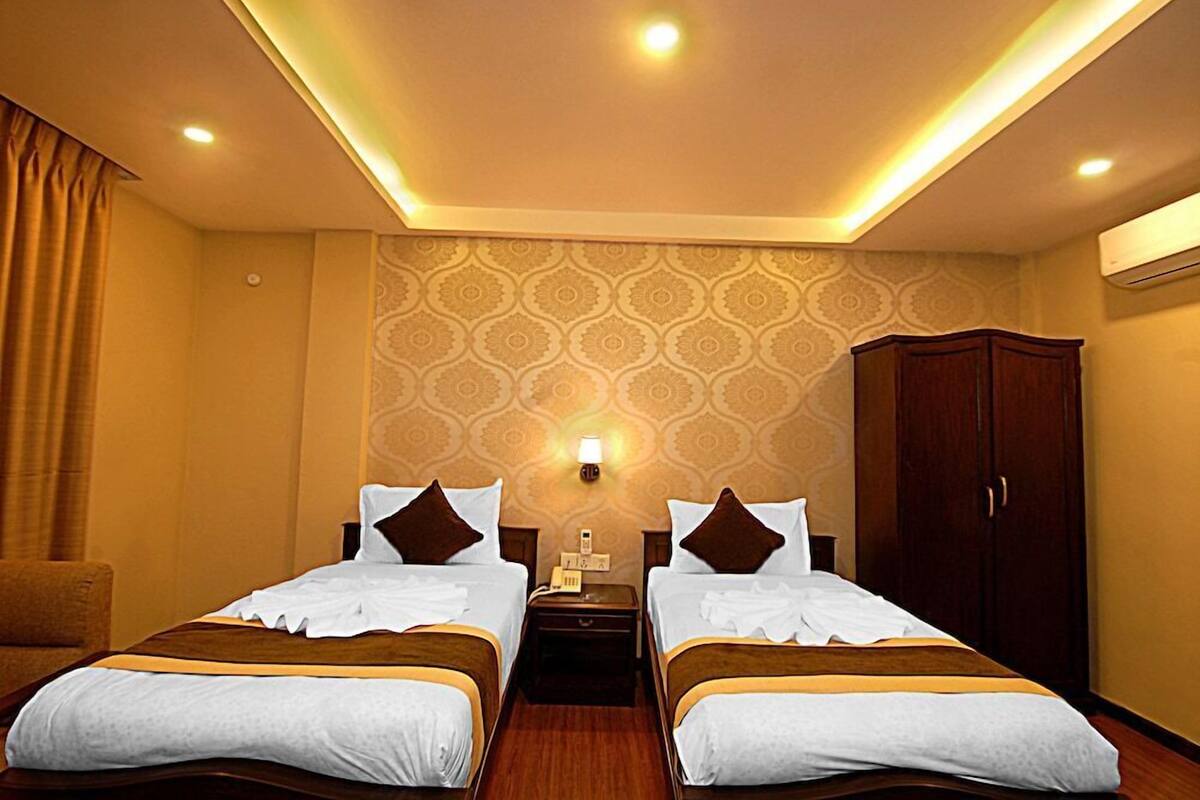 Premium bedding, desk, laptop workspace, free WiFi