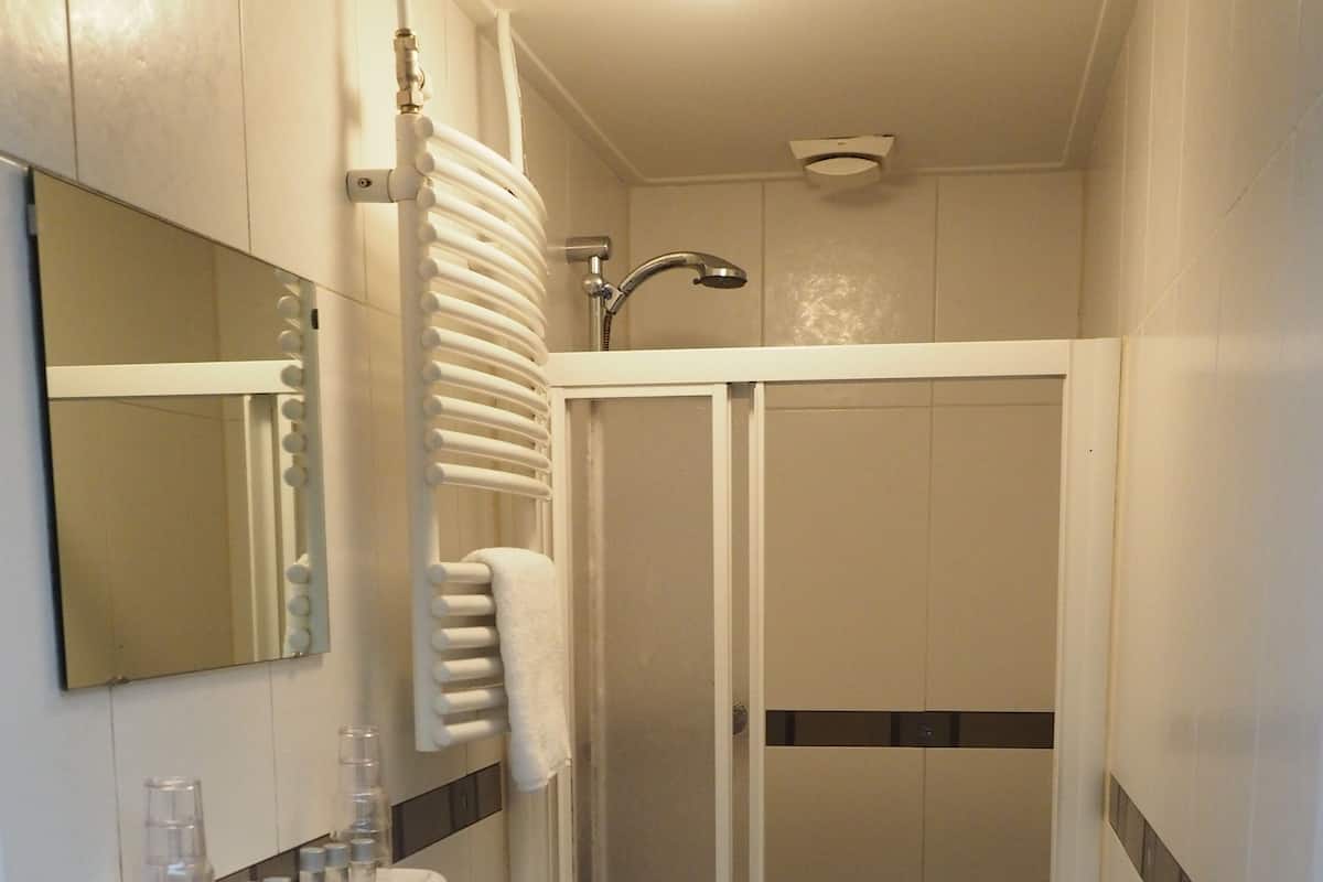 Individuell dekoriert, individuell eingerichtet, Verdunkelungsvorhänge