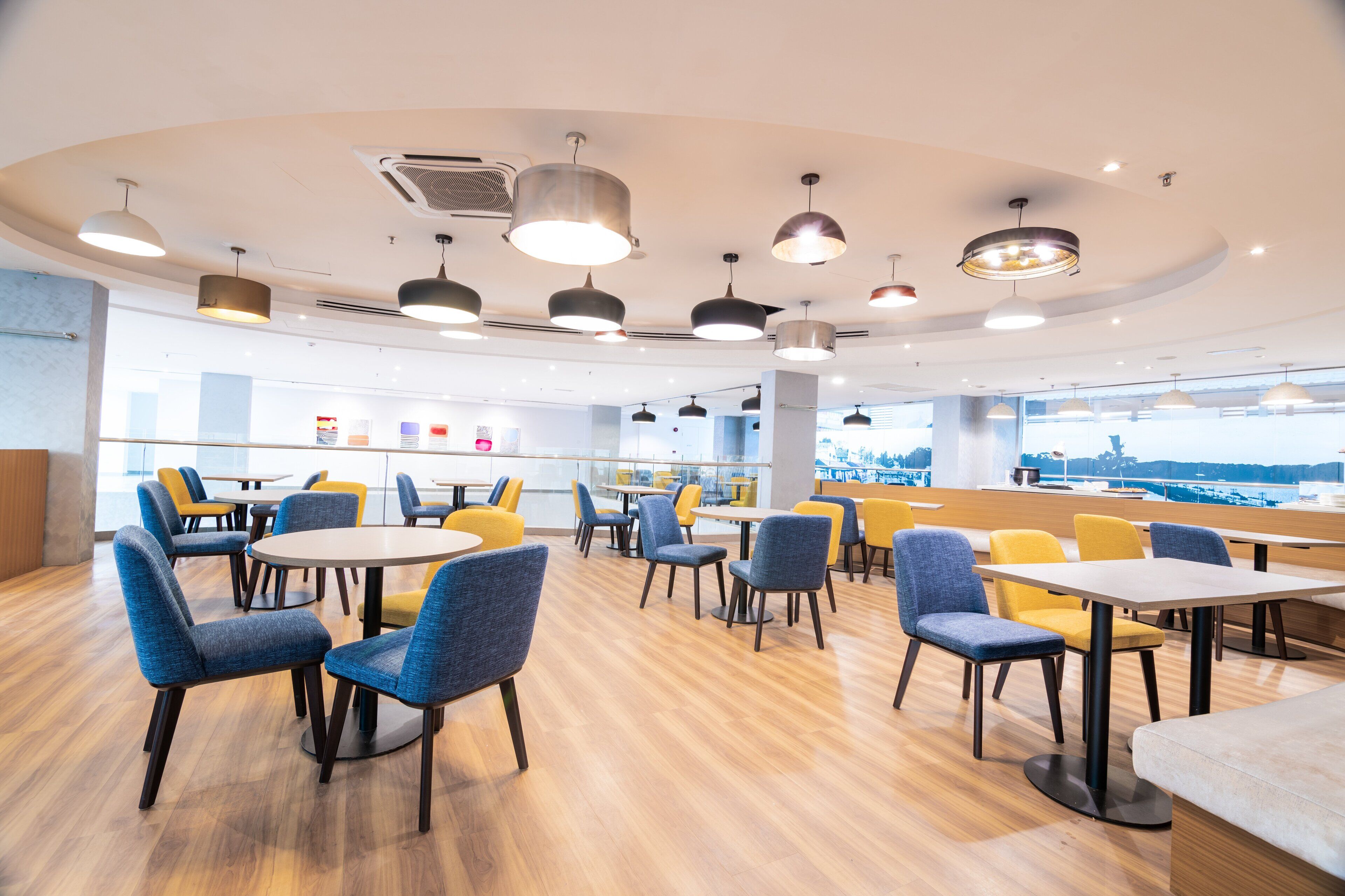 breakfast, lunch, dinner served; local and international cuisine