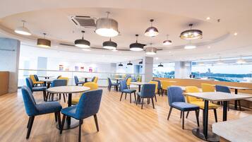 Breakfast, lunch, dinner served; local and international cuisine