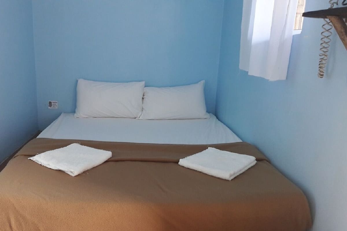 Double Room, Sea View | WiFi (free)