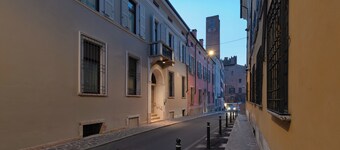 Residenza Ca' Tazzoli , Mantegna Hotels