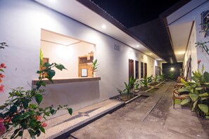 Interior entrance - Villa Karang homestay (Gili Air)