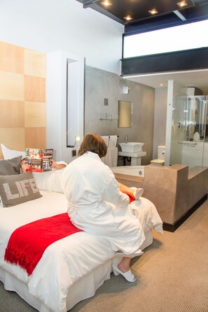 Executive-Suite (4) | Zimmersafe, individuell dekoriert, Schreibtisch, kostenloses WLAN