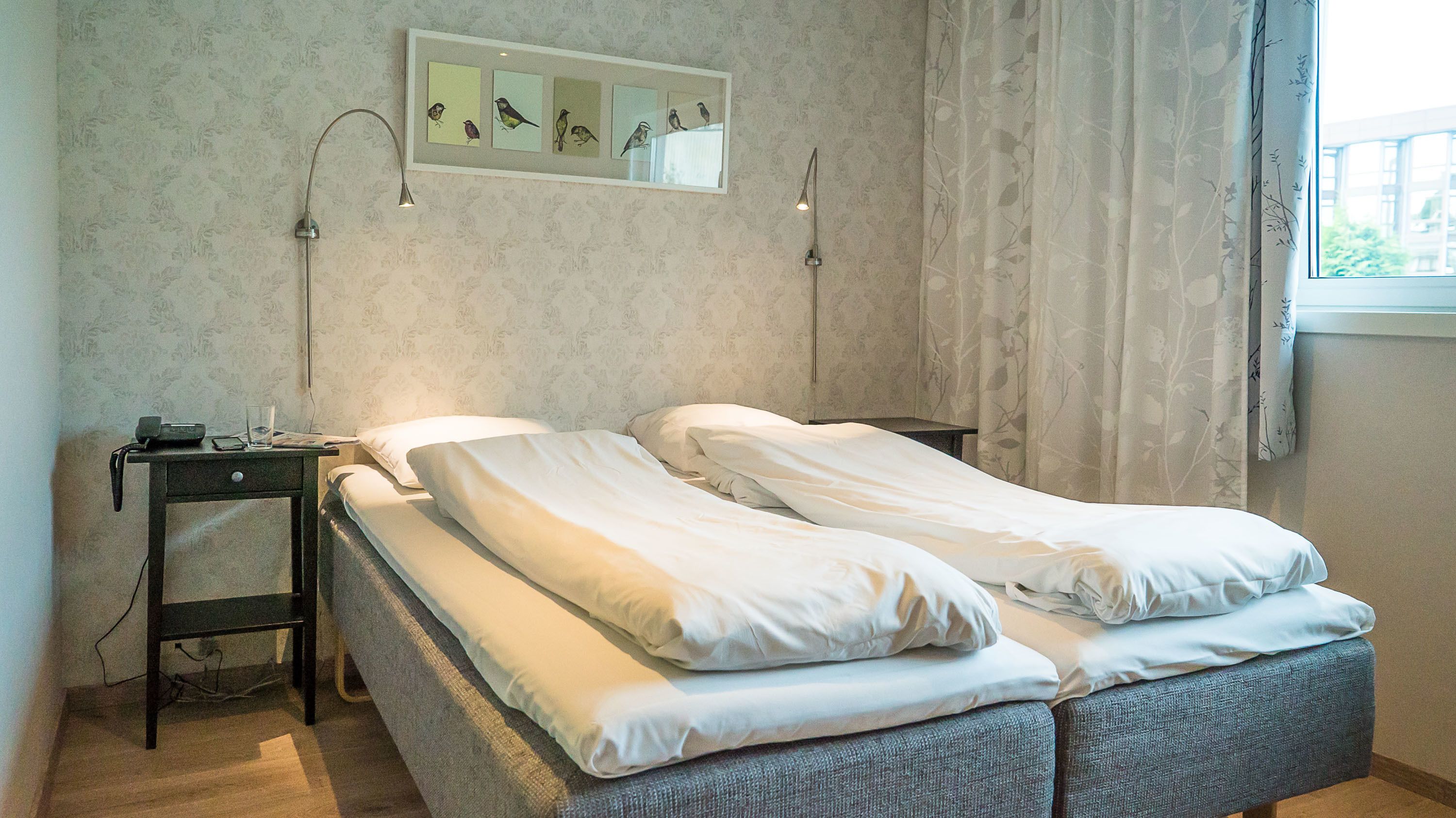 standard room | pillow-top beds, individually decorated, individually furnished, desk