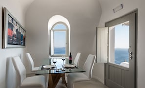 Suite Elite, 1 habitación, alberca privada, vista al mar (Caldera View) | Servicio a la habitación