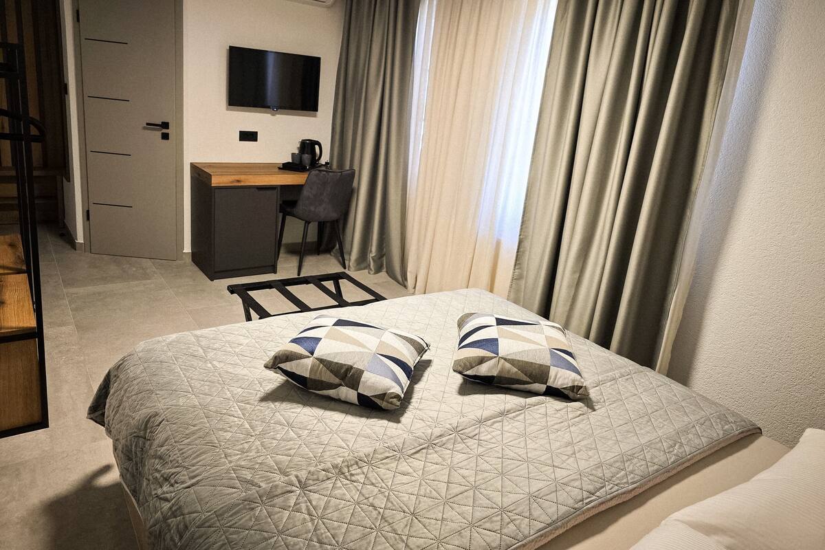 Wifi gratis y ropa de cama