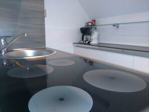 Standard Apartment, Mountain View | Private kitchen