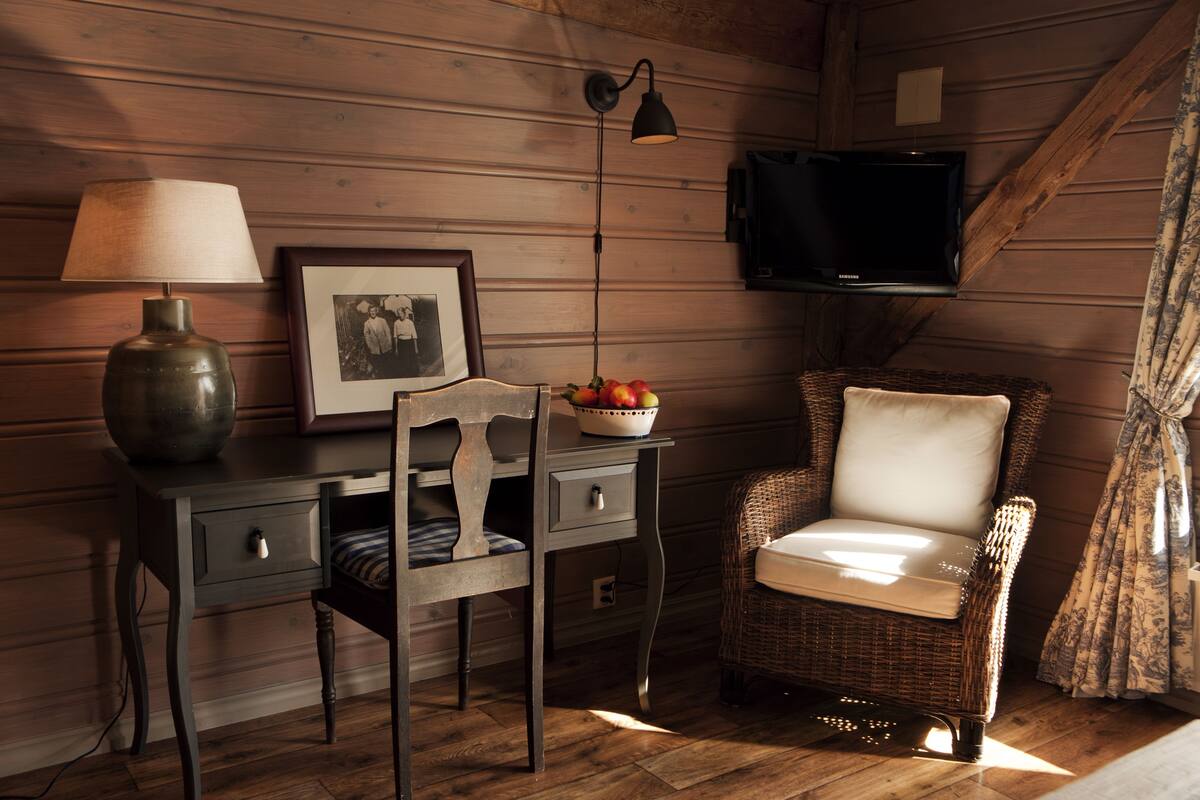 Junior Suite, Balcony, Ocean View | Desk, iron/ironing board, cots/infant beds, rollaway beds