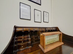 Interior detail - The Regents Guest House (Southampton)