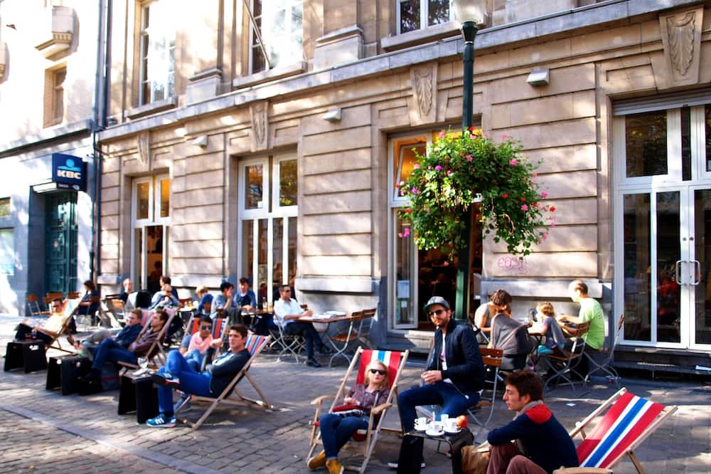 Dansaert Hotel