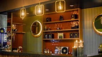 Bar (en la propiedad)