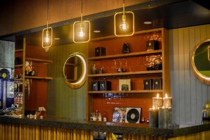 Bar (en la propiedad)