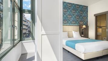 行政双人房或双床房 | 露台