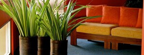 Lobby lounge - Heden Golf Hotel (Abidjan)