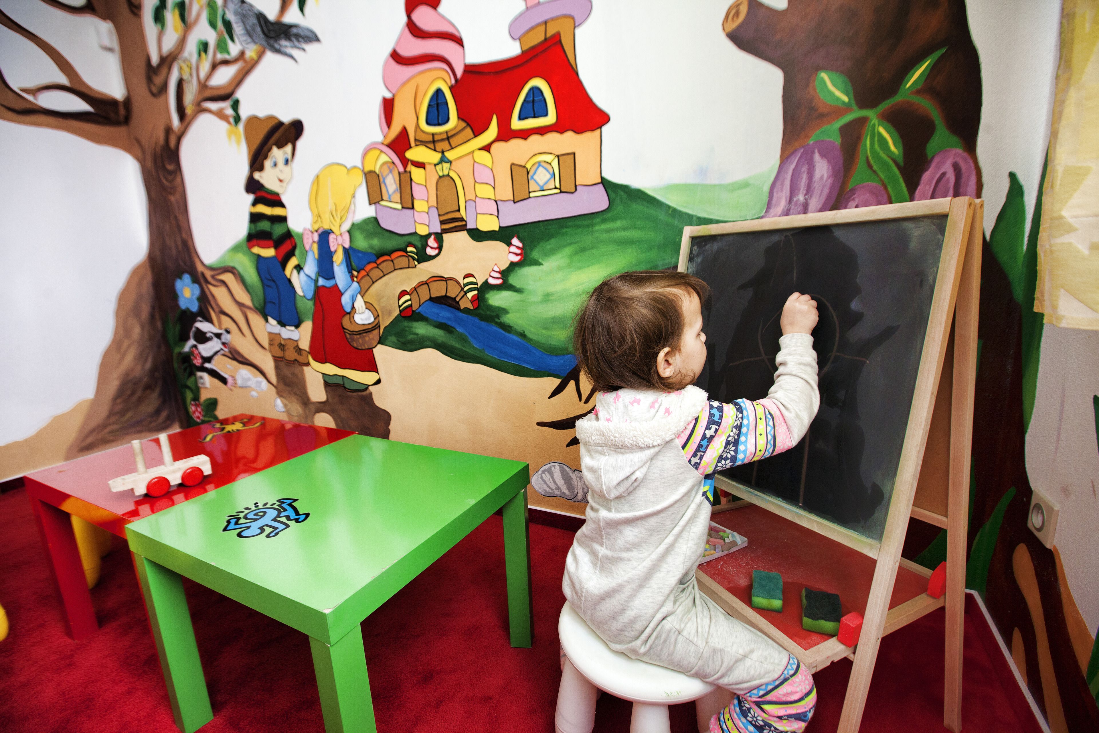 Área de juegos infantiles bajo techo