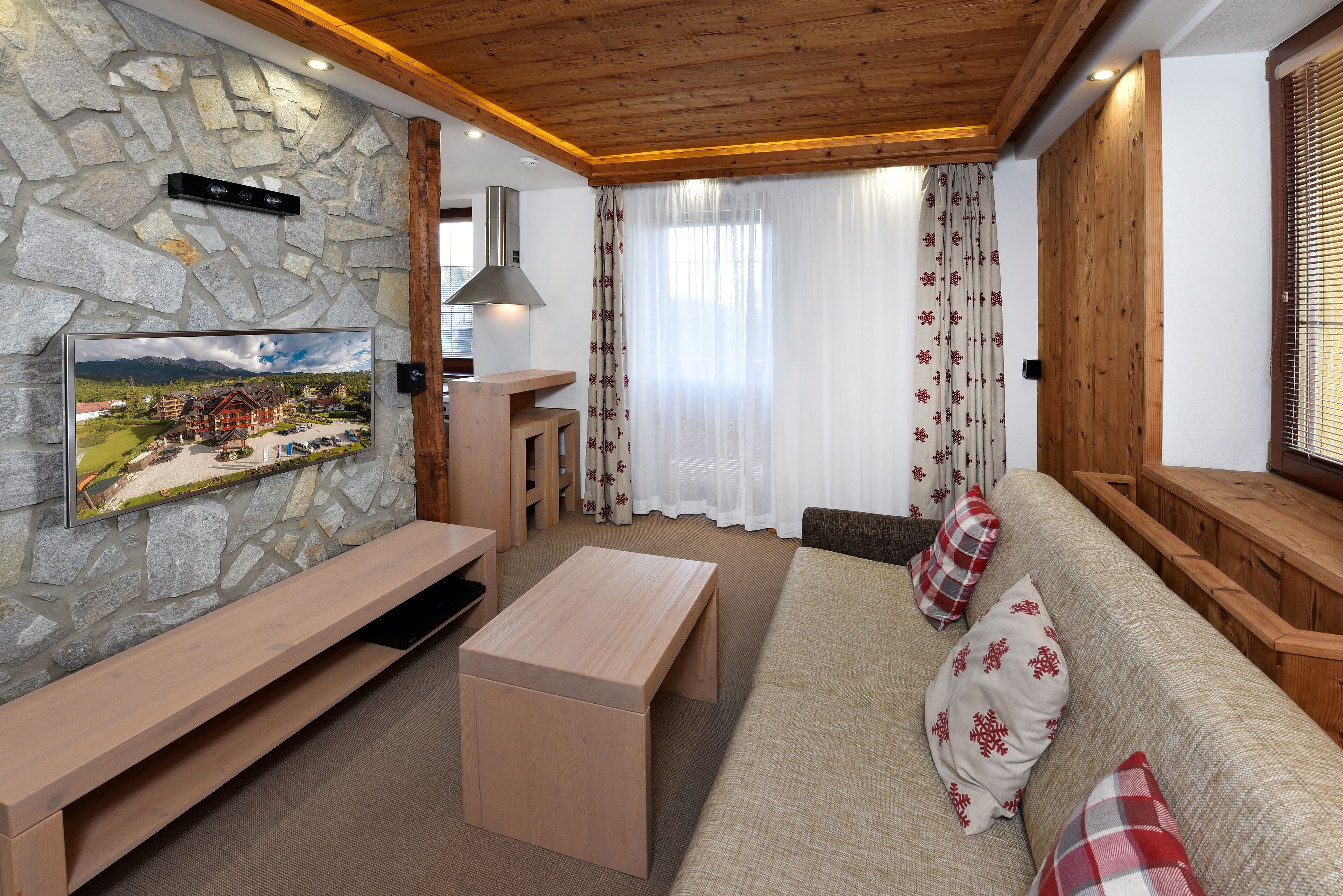 deluxe apartment, 1 bedroom | living area | flat-screen tv