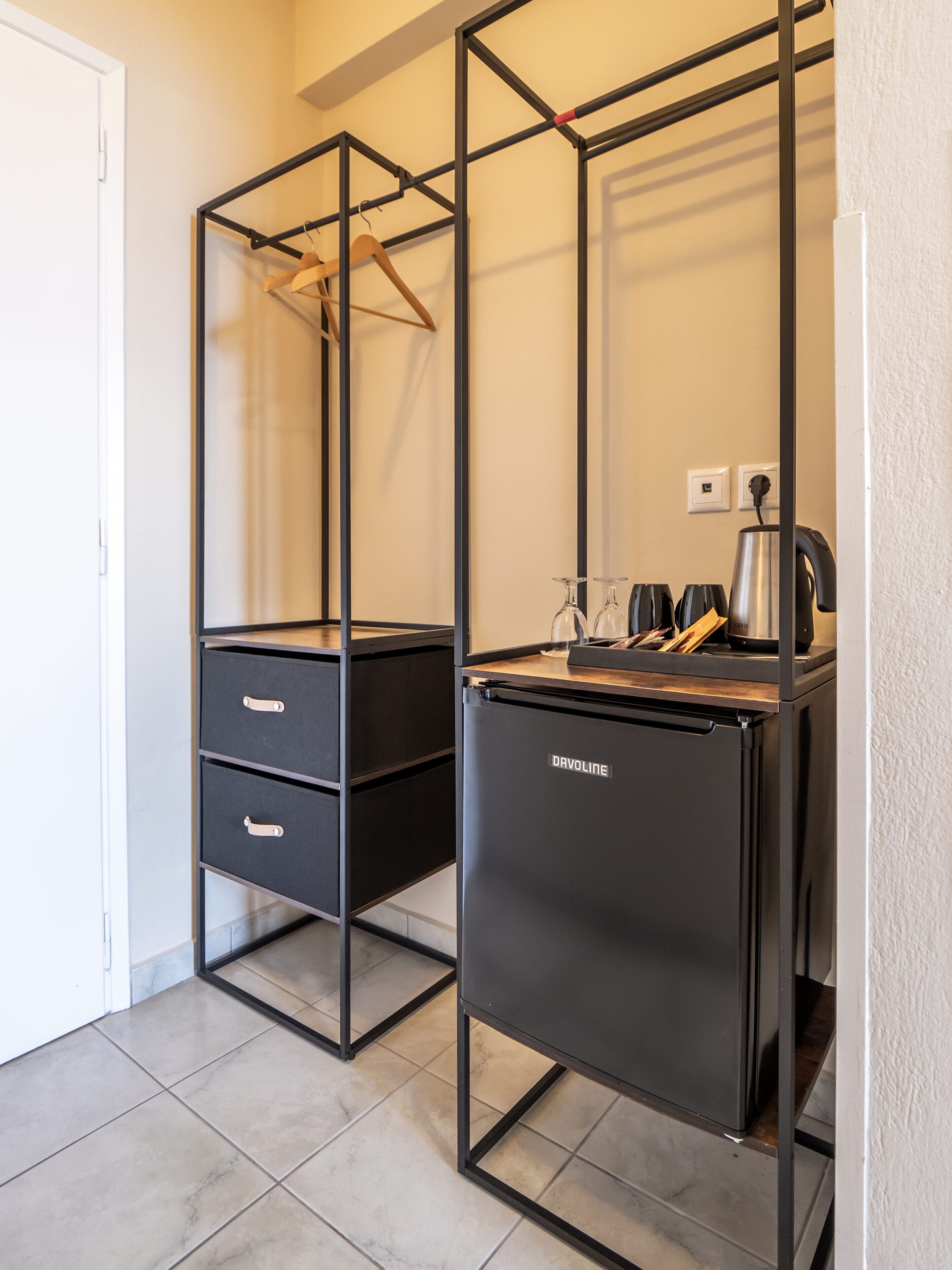 Standard Room | Minibar, in-room safe, soundproofing, free cribs/infant beds