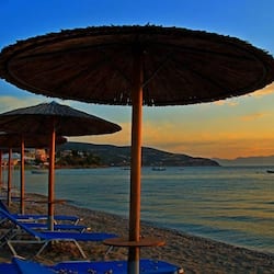 Vista para praia/oceano