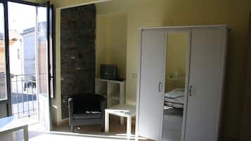 Habitación Confort doble, 1 habitación, baño privado, junto a la montaña | Servicio de la habitación