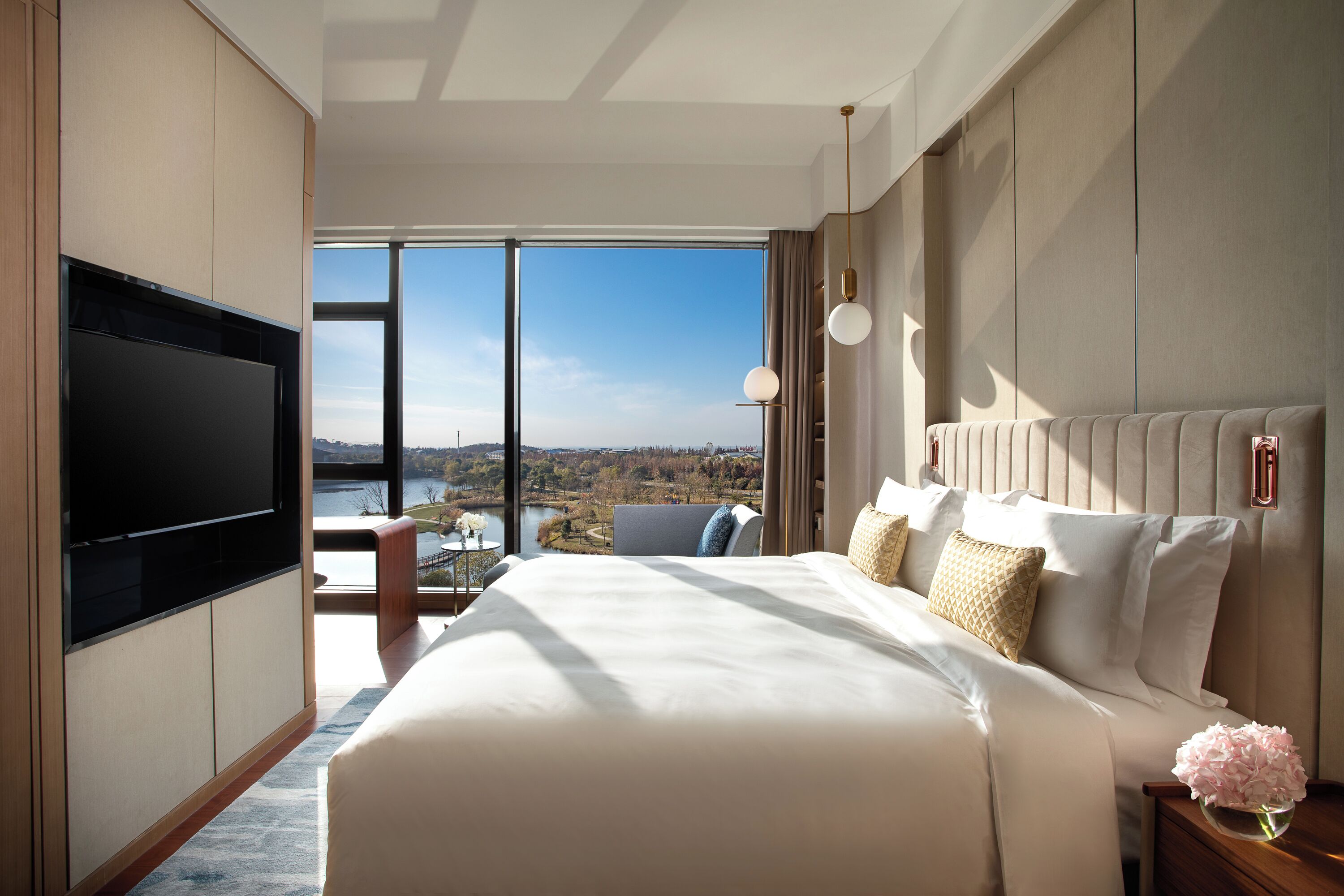 Habitación Premium, 1 cama de matrimonio grande | Ropa de cama de alta calidad, minibar, caja fuerte y escritorio