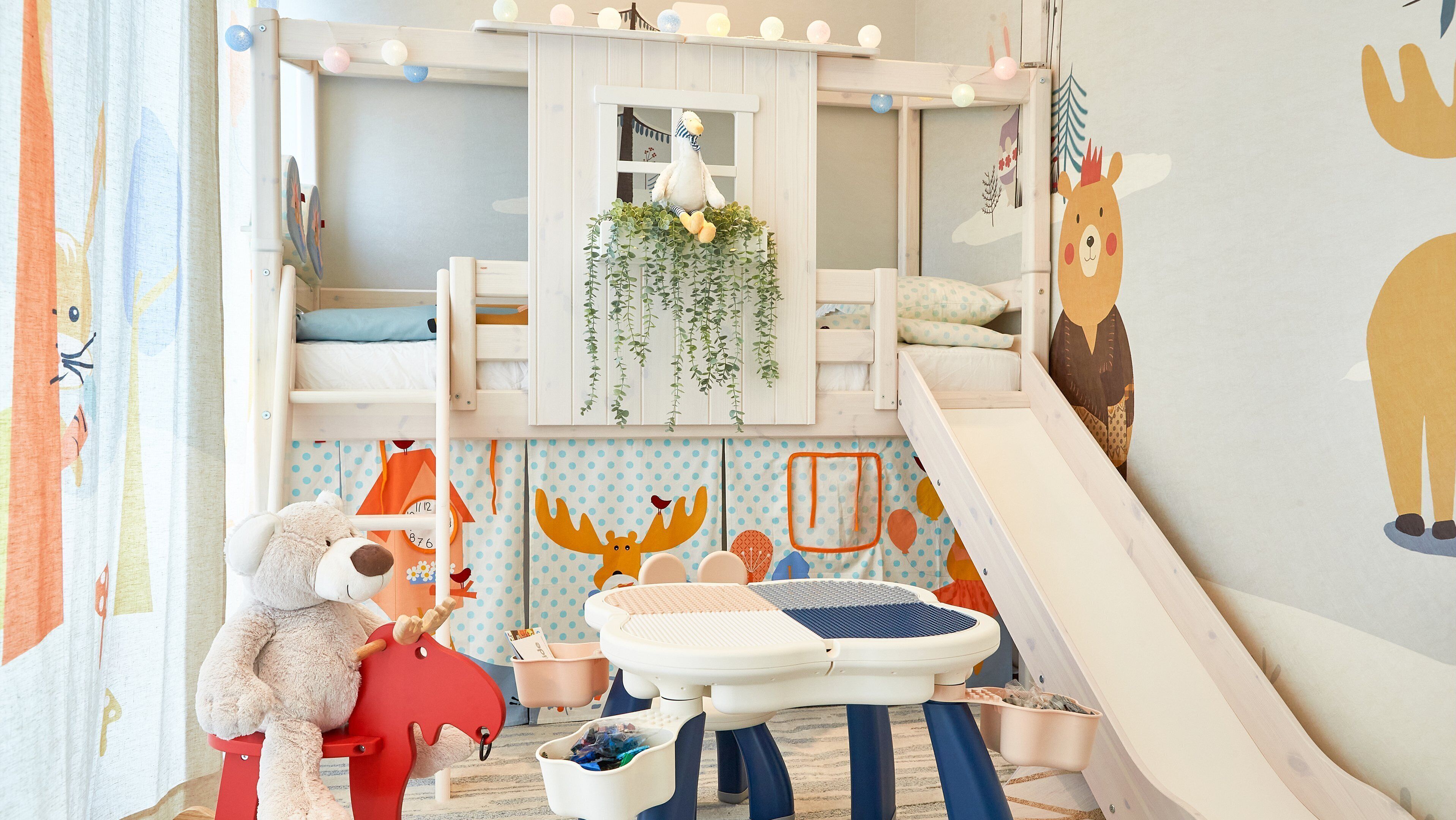 1 bedroom, premium bedding, minibar, in-room safe