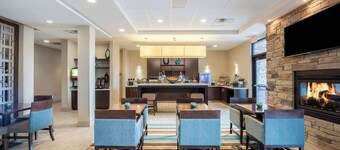 Hawthorn Suites by Wyndham Bridgeport/Clarksburg