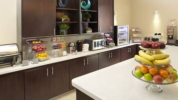 Tägliches inbegriffenes Frühstücksbuffet