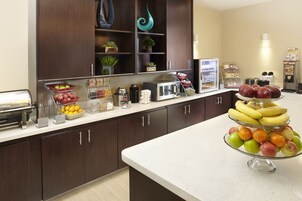 Desayuno buffet incluido todos los días 