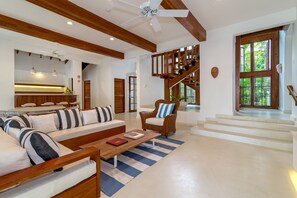 Vila superluxo, 5 quartos | Opções para refeição no quarto