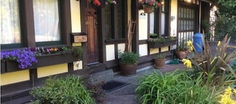 Tudor Cottage
