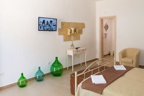 Hochwertige Bettwaren, individuell dekoriert, schallisolierte Zimmer