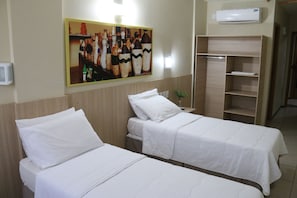 Superior Twin Room | 1 Schlafzimmer, Minibar, Schreibtisch, schallisolierte Zimmer