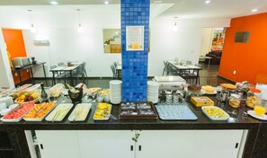 Free daily buffet breakfast - Arrey Fórmula Hotel - Teresina (Teresina)