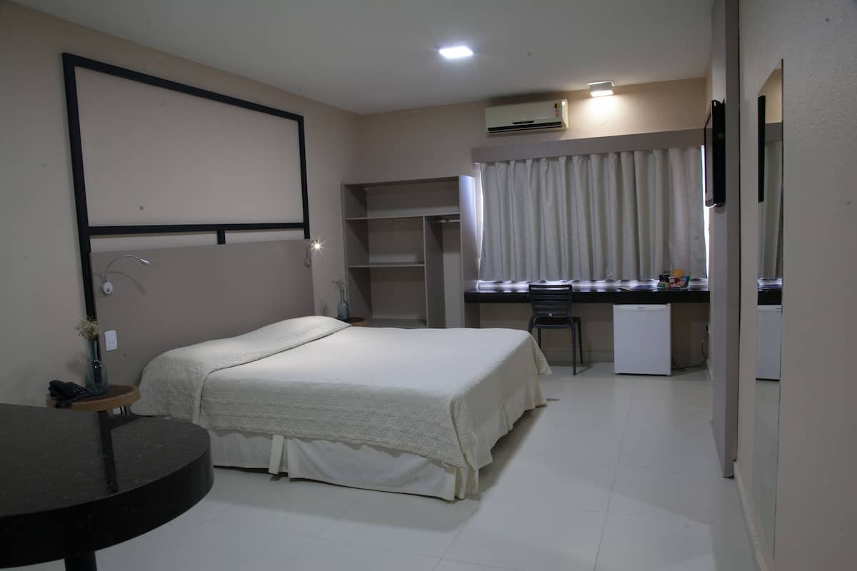 1 bedroom, minibar, desk, blackout curtains