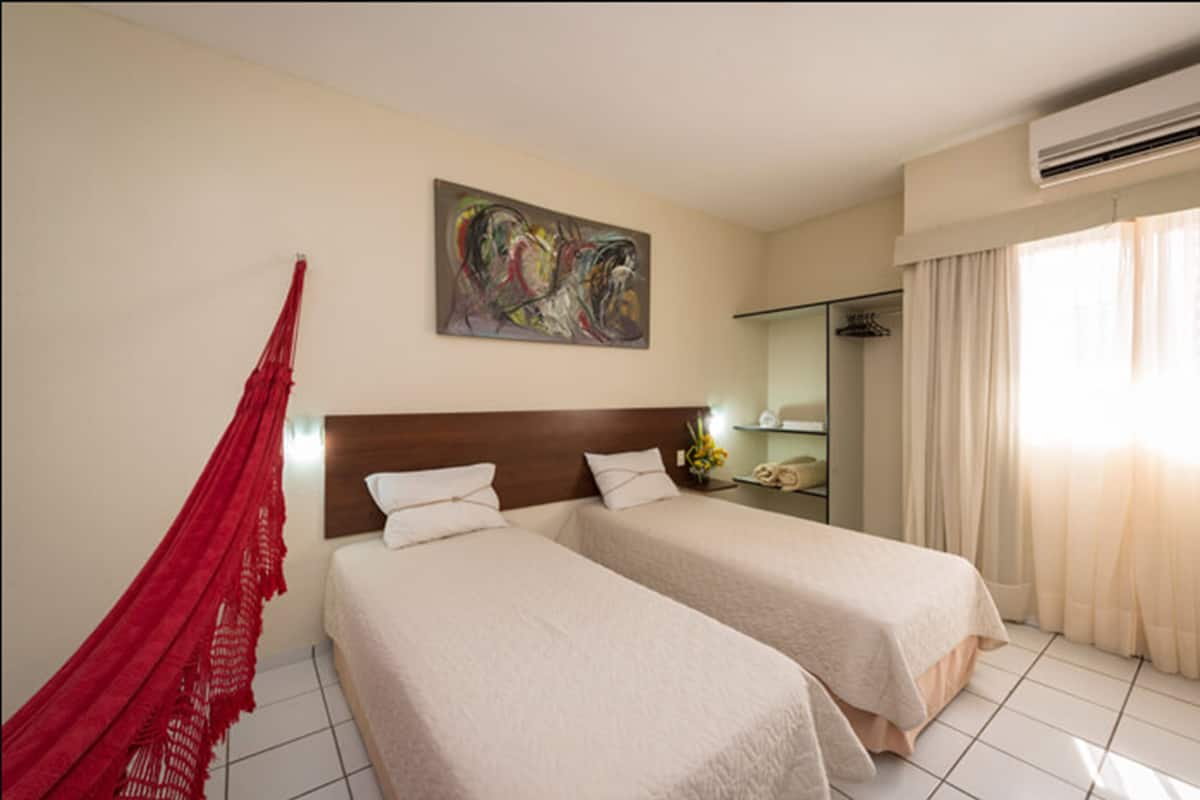 Superior Twin Room (twin)