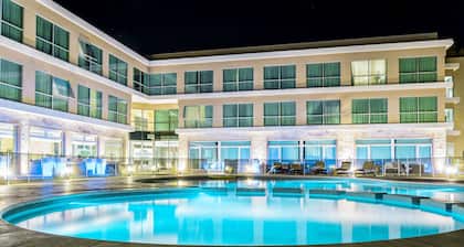 Howard Johnson by Wyndham Neuquen